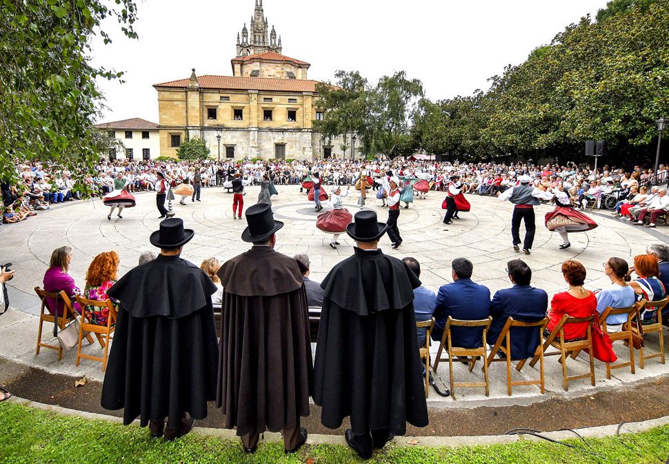 Inmediaciones de la Basílica de Begoña .
