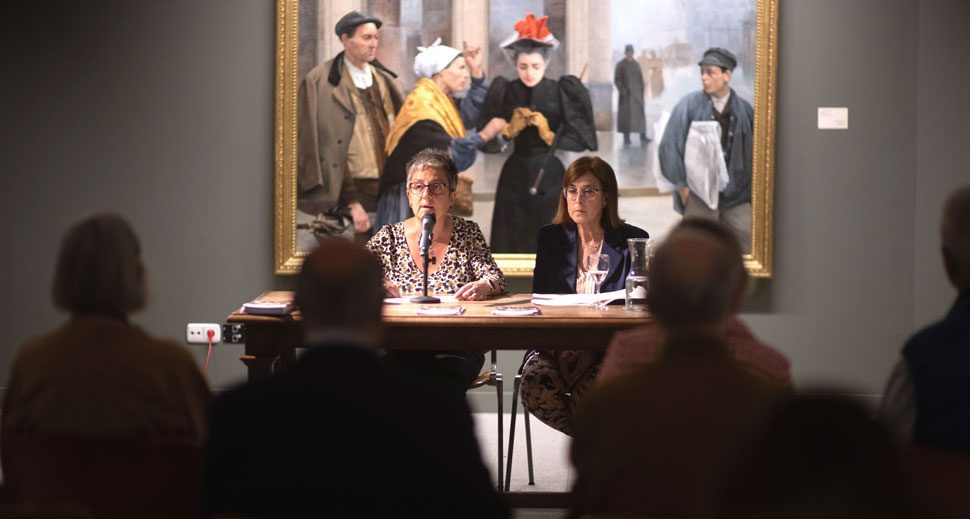 Inmaculada Sánchez Kulturako zuzendaria eta Sara González de Aspuru museoko arduraduna.