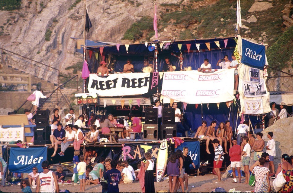 Pena-Txuri-1988-©-Amezaga.