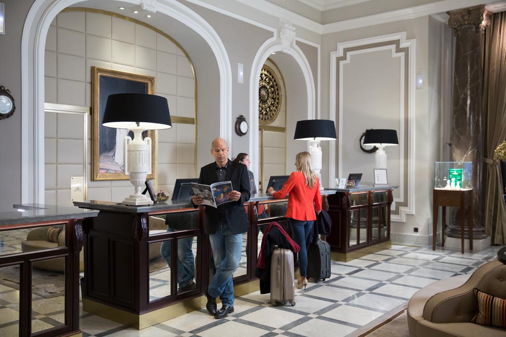 Interior del hotel María Cristina.