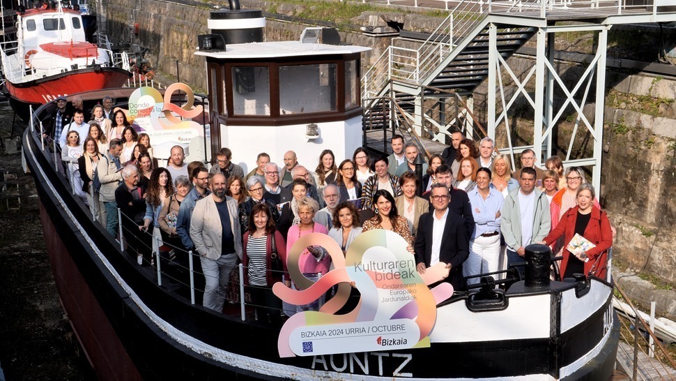 Presentación del octubre cultural.