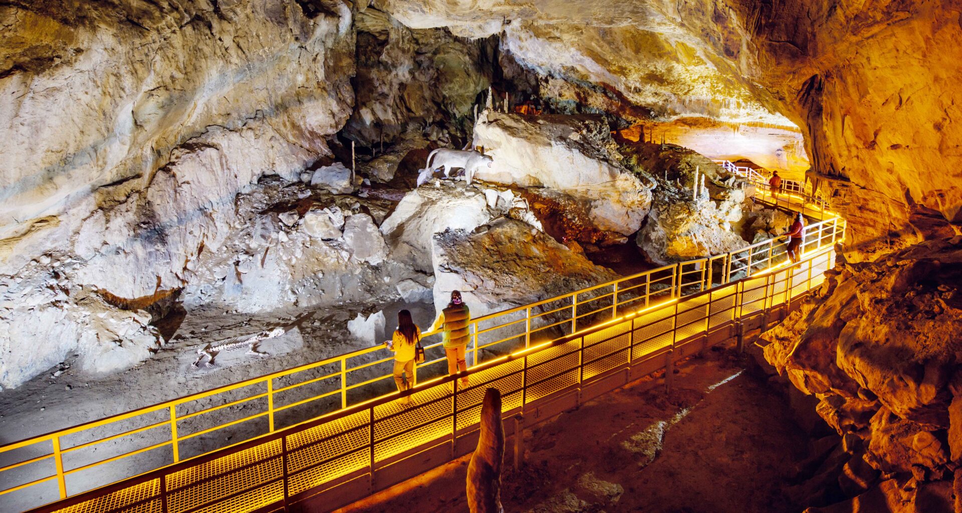 Arrikrutz. Las Cuevas de Oñati.